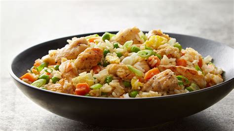 Easy Chinese Chicken Fried Rice Recipe - Tablespoon.com