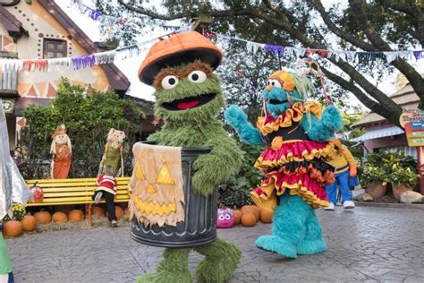 Busch-Gardens-Sesame-Street-Weekends-Halloween | Halloween event, Fall ...