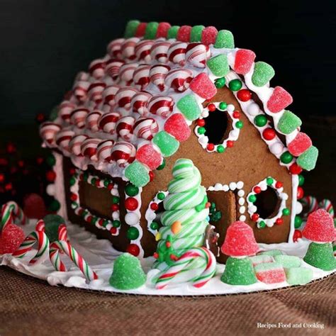 Christmas Gingerbread House - Princess Pinky Girl