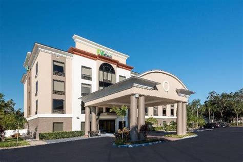 Budget Hotel in Bartow (FL) : Holiday Inn Express Hotel & Suites Bartow ...