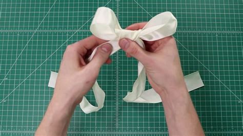 How to tie the perfect bow: A Step by step guide