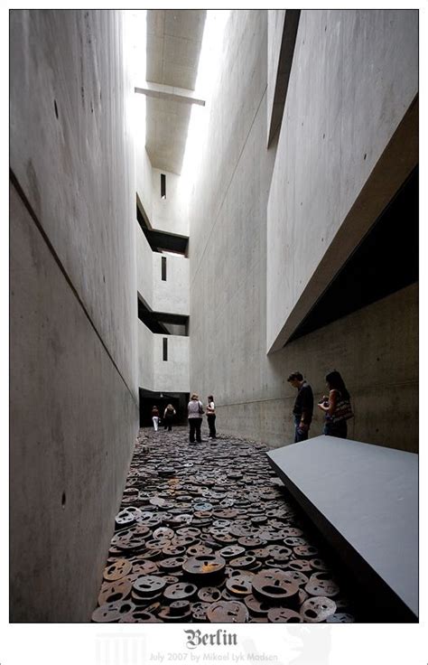 DANIEL LIBESKIND JEWISH MUSEUM | Daniel libeskind, Jewish museum berlin ...