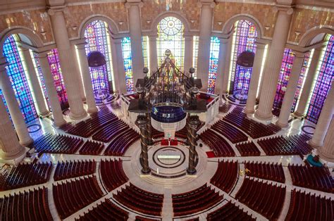 Basilique Notre-Dame de la Paix de Yamoussoukro | Basilica, Ivory coast ...