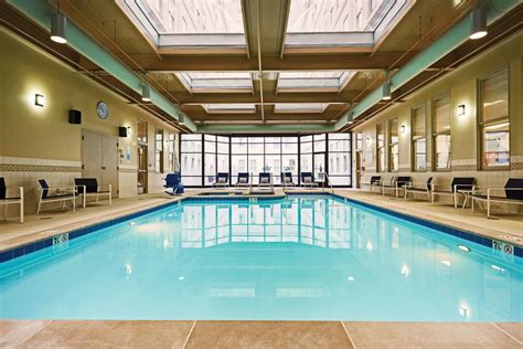 Editor Picks: Hotels with indoor pool in Richmond, VA