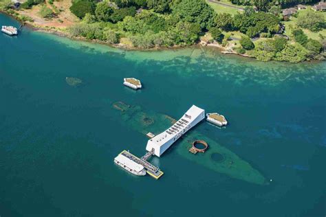 Immersed in History: A Journey to the Pearl Harbor Memorial on Oahu's ...