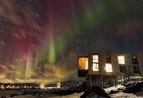 Best Hotels to see the northern Lights in Iceland | LuxRally Travel