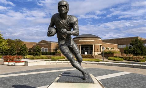 Doak Walker: The Remarkable Life and Career of a Legend