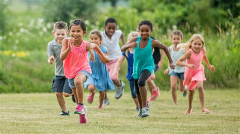 Don't rob your kids of outdoors free play -- they need it | Fox News