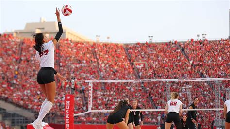 Nebraska volleyball sets world record with attendance: 'Women’s sports ...