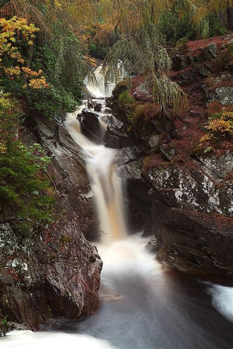 Falls of Bruar | Cascadas, Foto del mundo, Recorrer el mundo