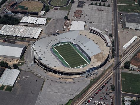 Liberty Bowl Stadium – Volunteer Restoration