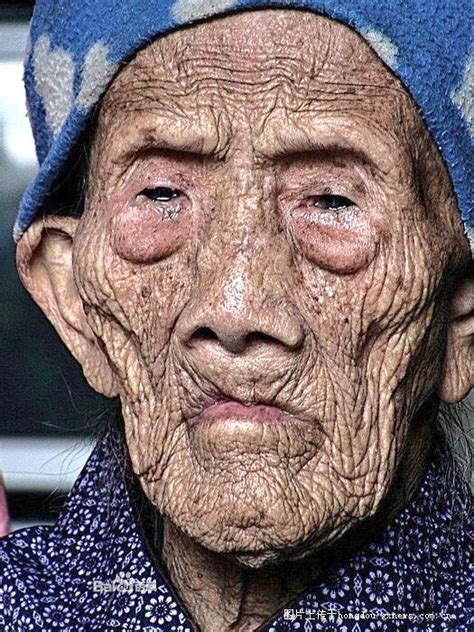 Li Ching-Yuen : The Oldest Man in History died in 1933 over 256 Years ...