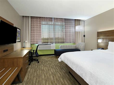 Hotel in Frisco, TX | Holiday Inn Express & Suites Dallas-Frisco NW ...