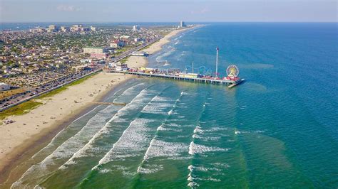 More clear blue water seen near Galveston beaches | khou.com