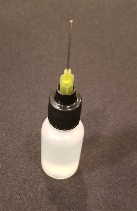 Glue Applicator (.5oz Bottle) — Indoor Free Flight Supply