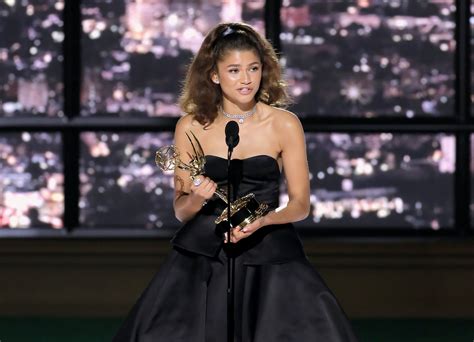 Why didn't Zendaya mention Tom Holland during her speech? - Celebrity ...