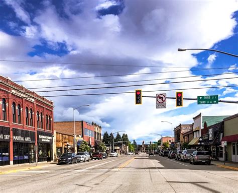 Cosas que hacer en Kalispell: Una Guía Local de Qué Hacer | Maybaygiare.org