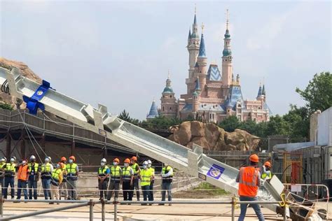 PHOTOS: Zootopia Land Expansion Goes Vertical at Shanghai Disneyland ...