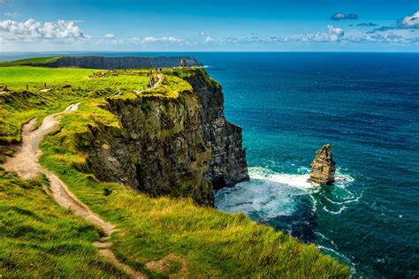 Ireland: Cliffs of Moher, the Burren & Aran Islands | Country Walkers