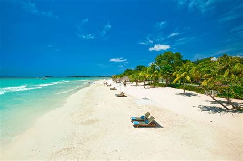 Beaches Negril, Jamaica | Blue Bay Travel