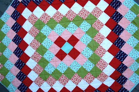 Trip Around the World Quilt Tutorial - Brights on White | Quilt ...