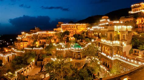 Hit the Road: Discovering the Top Destinations Near Jaipur