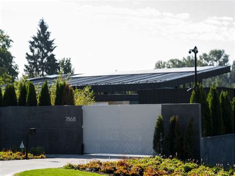 Michael Bublé's 27,000 square-foot Burnaby mansion nears completion ...