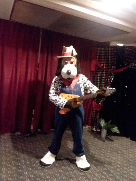 Pin by CEC Waterbury on Chuck E Cheese's | Chuck e cheese, Cosplay ...