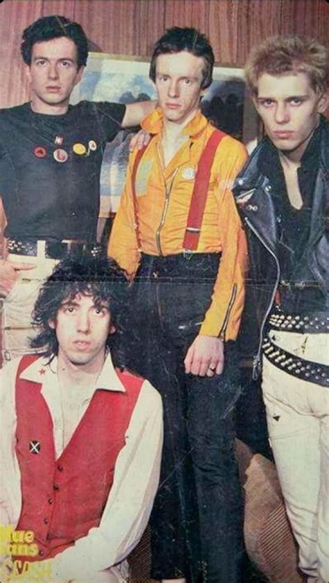 Pin by Robert Jimenez on The clash | The clash band, The clash, Punk scene