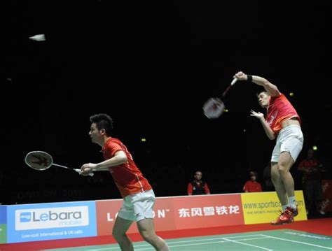 Fu Haifeng's Racket ? | Page 5 | BadmintonCentral