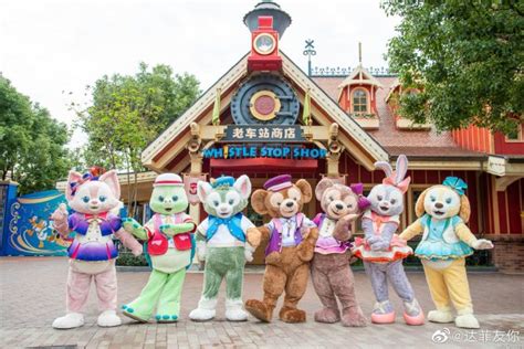 China’s Obsessive ‘Duffy the Disney Bear’ Fandom Explained - RADII