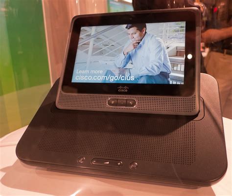 Cisco's Cius Android Tablet - the goggles do nothing