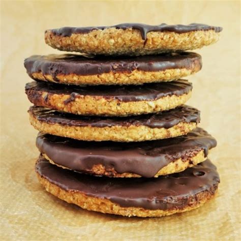 Homemade Digestive Biscuits | Moorlands Eater | Recipes