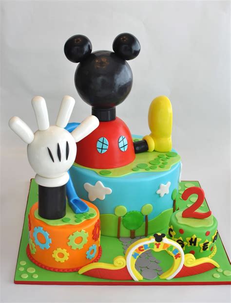 Hope's Sweet Cakes: Mickey Mouse Clubhouse Cake