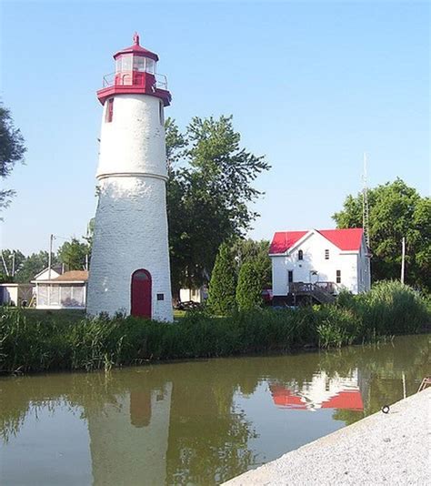 Lighthouse Cove - Tourism Windsor Essex Pelee Island