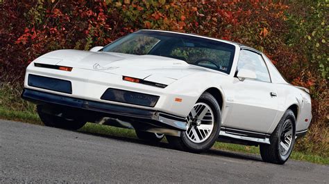 8 Best Muscle Cars Of The '80s