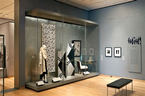 Modern Museum Display