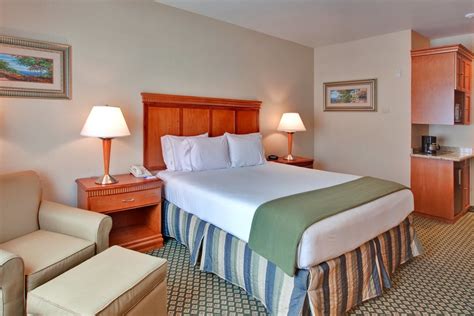 Holiday Inn Express & Suites Rancho Cucamonga, an IHG Hotel Reviews ...