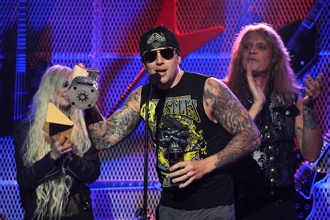 Avenged Sevenfold Wins 4 Golden God Awards