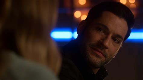 10 Best Lucifer & Chloe Moments From 'Lucifer' Season 4 (PHOTOS)