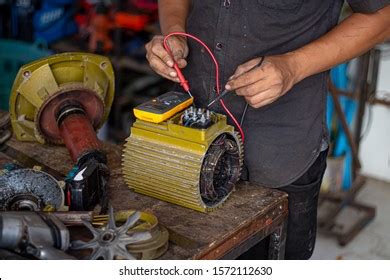 Water Pump Motor Repair Procedure Stock Photo 1572112630 | Shutterstock