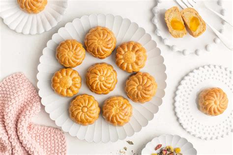 Mooncakes recipe with step-by-step photos | Eat, Little Bird