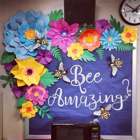 Bee Amazing 3D Flower Bulletin Board | Flower bulletin boards, Art ...