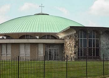 3 Best Churches in Detroit, MI - Expert Recommendations