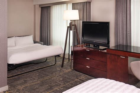 Le Méridien Boston Cambridge hotel amenities | Hotel room highlights