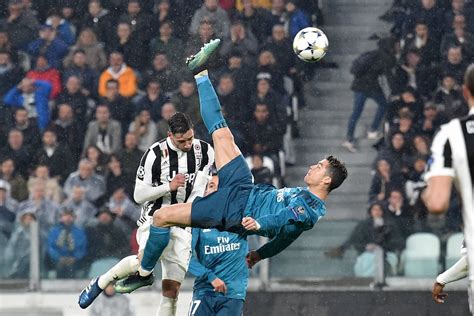 Ronaldo Bicycle Kick Vs Juventus Wallpapers - Wallpaper Cave