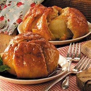 Homemade Apple Dumplings with Caramel Sauce Recipe: How to Make It