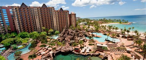 aulani-resort-exterior-and-pool-area.jpg 4,256×1,759ピクセル | Aulani ...