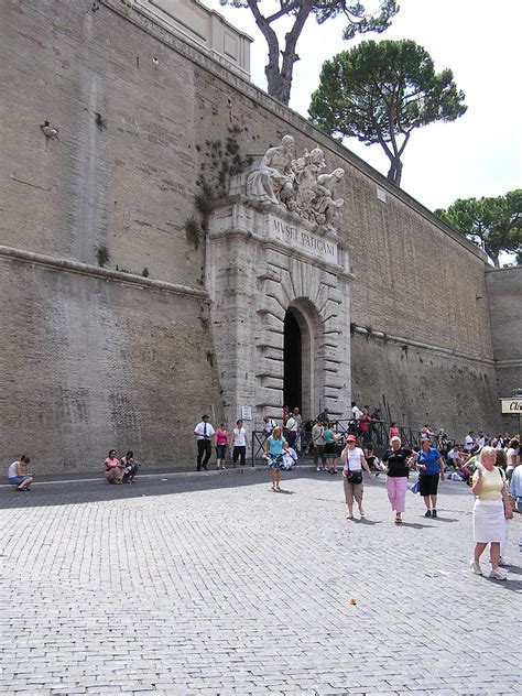 The Vatican City Wall | The Vatican City, one of the Europea… | Flickr