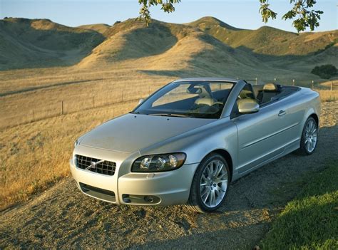 Volvo C70 Coupe - Технически данни и характеристики